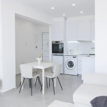 Limnaria 134 Seaview Modern Flat Apartment Paphos Exterior photo